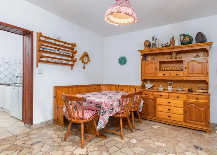 Seaside 064 By Guide بولا